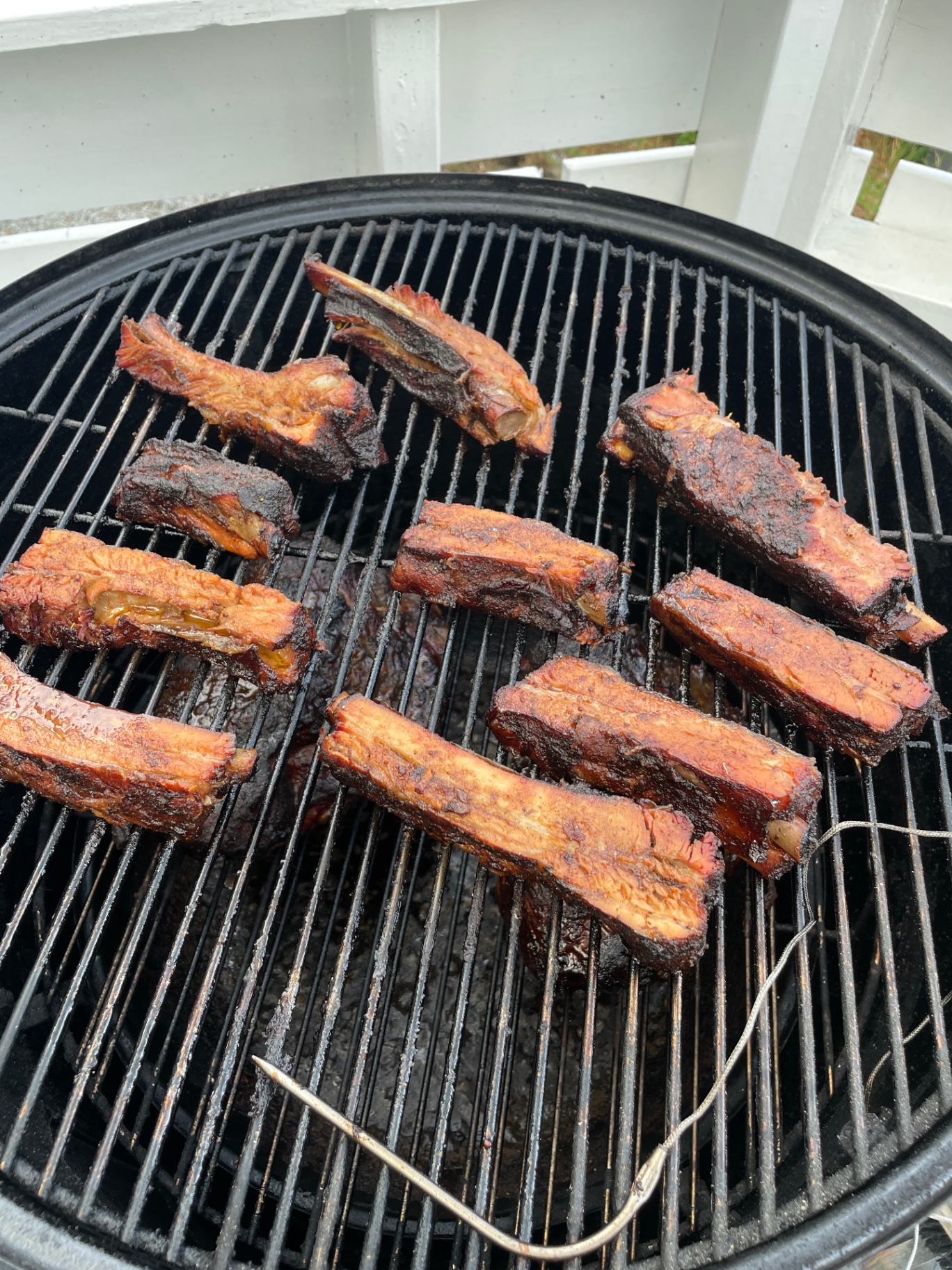 Partyribs får siste runde på smokeren